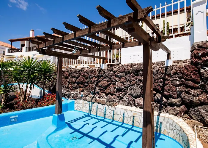 Paraiso Royal, Sunny Terrace Pool דירה
